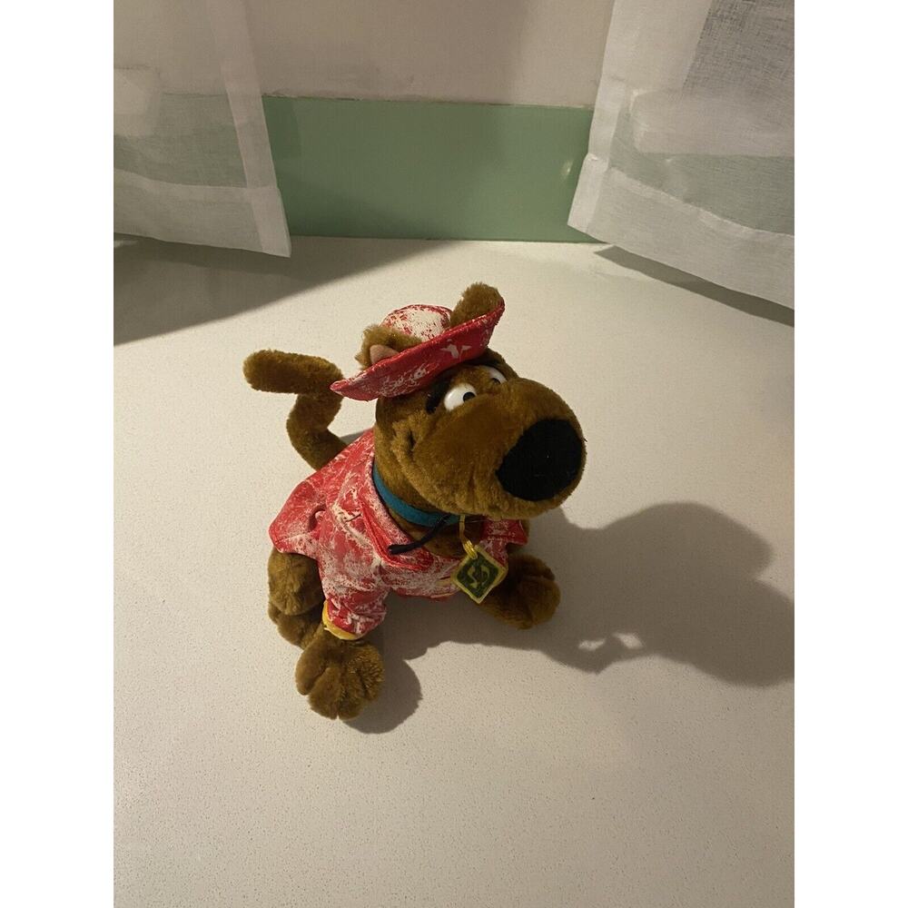 Vintage Scooby Doo Plush Fireman Costume Cartoon Network Stuffed Toy 8in 1998